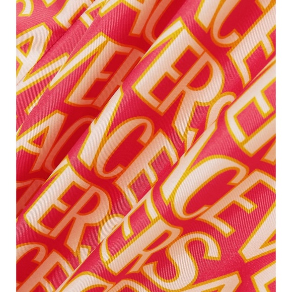 Versace Silk Set - Picture 4 of 4